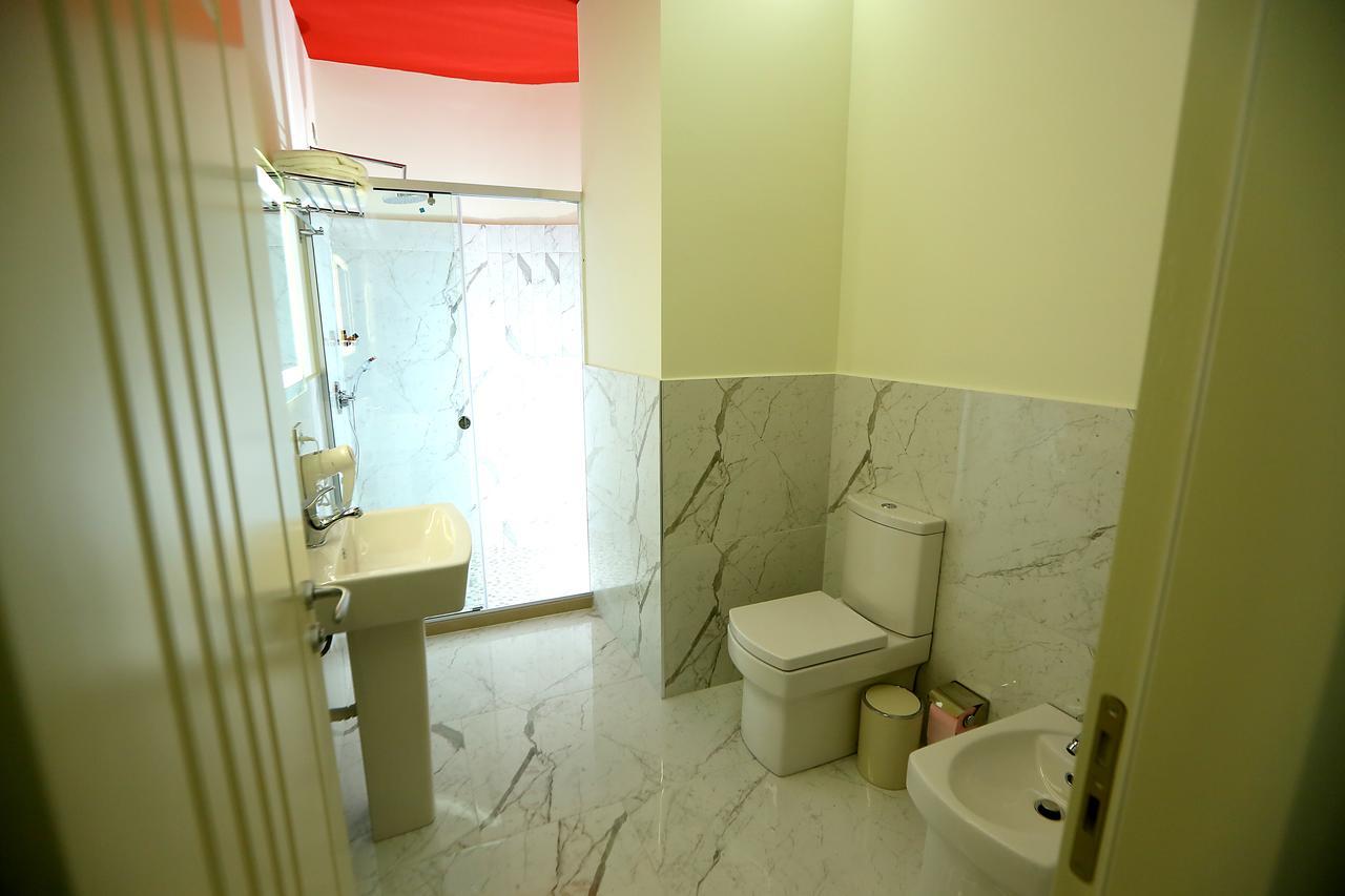Hotel Vllaznia Shkoder Exterior photo