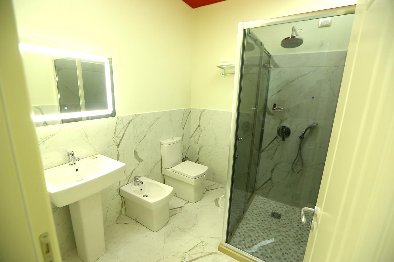 Hotel Vllaznia Shkoder Exterior photo