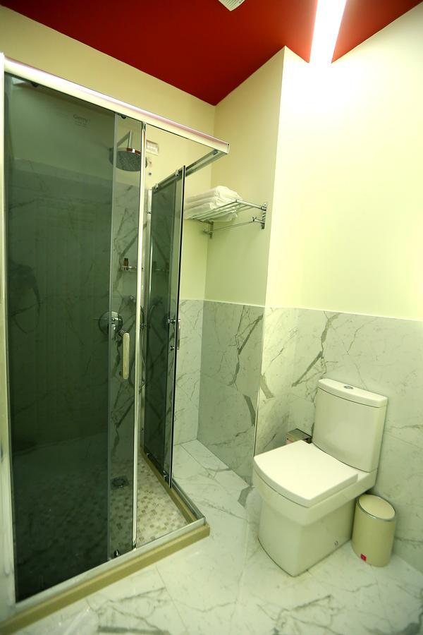 Hotel Vllaznia Shkoder Exterior photo
