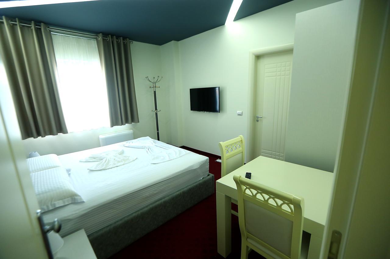 Hotel Vllaznia Shkoder Exterior photo